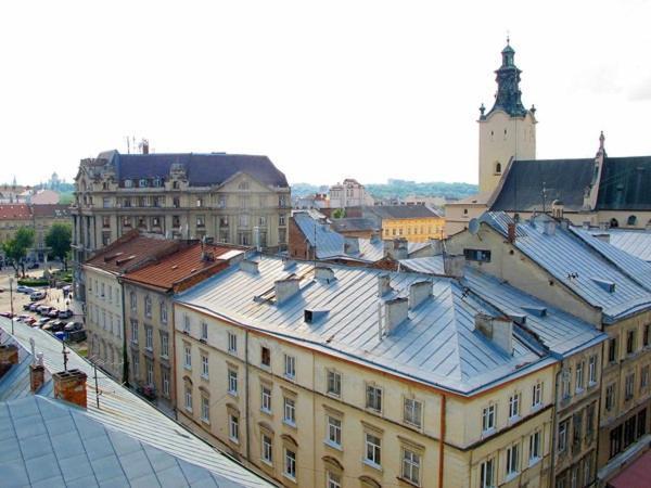 Апартаменти В Центрі На Галицький Для Чотирьох Lviv Ngoại thất bức ảnh